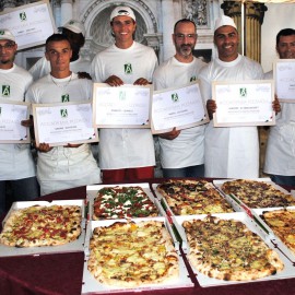 foto corso accademia pizzaioli roma