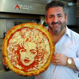 Domenico Crolla e la sua pizza artistica