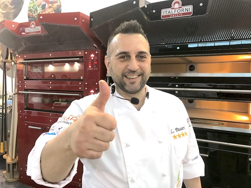 Pizza Cooking Show con Luciano Passeri alla fiera Host ...