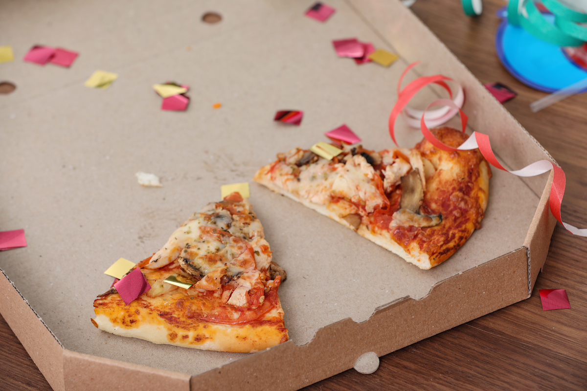 conferimento pizza cartone